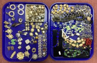 A Mixed Lot of Assorted Costume Jewellery, including assorted clip on earrings, vintage bracelets,