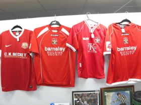 Barnsley Home Shirts, Puma small bearing 'Beckett' logo, 'Cywka' and Number '19' to back bearing