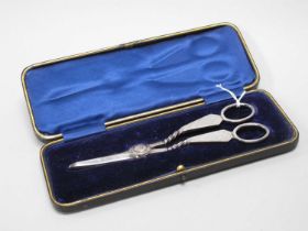 A Pair of Hallmarked Silver Grape Scissors, Allen & Darwin, Sheffield 1901, with leaf detail (