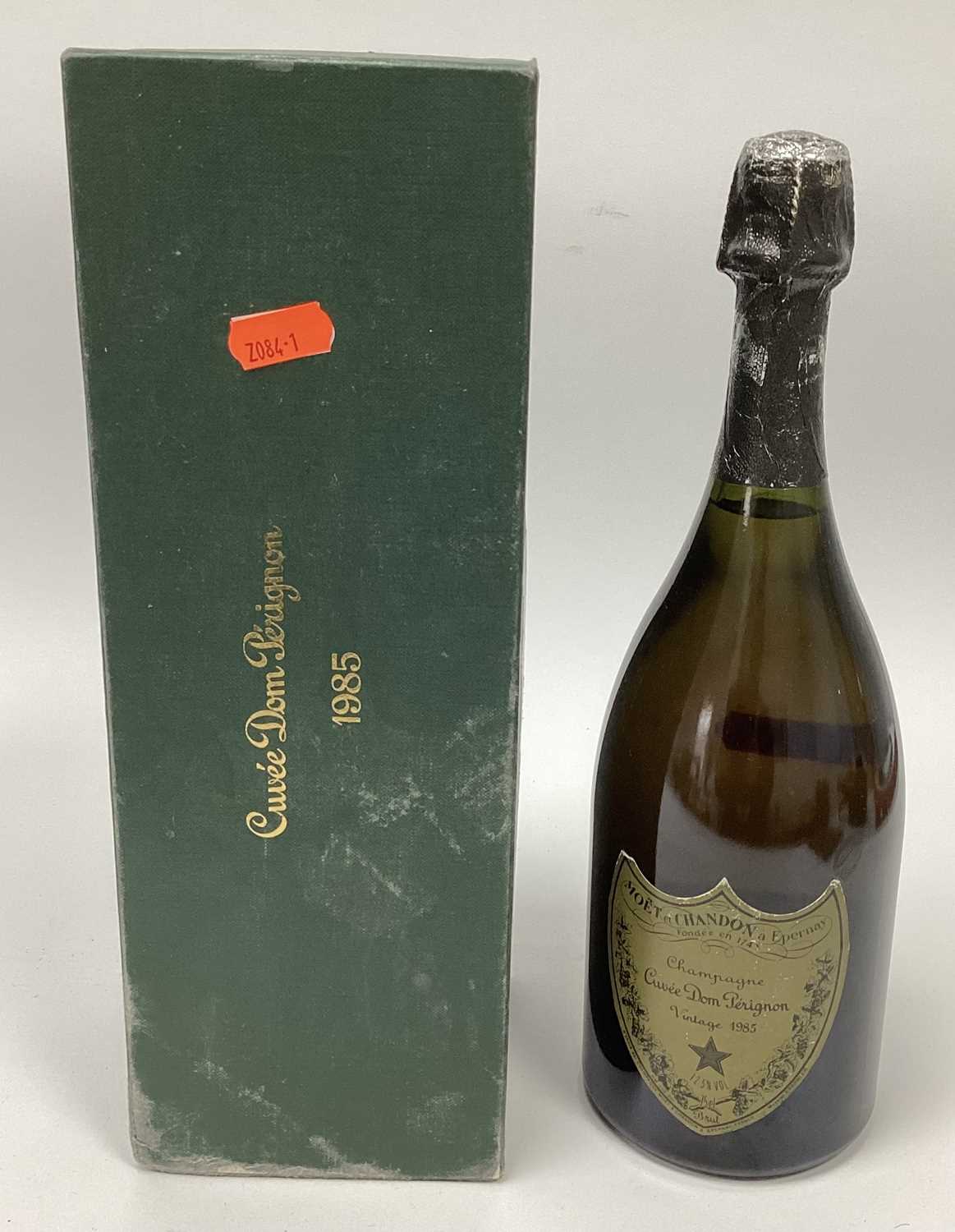 Champagne- Moet & Chandon Cuvee Dom Perignon Champagne Vintage 1995, 12.5% Vol., 75cl., boxed.