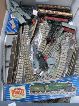 A Quantity of Post War Hornby Dublo 3 Rail, including 6DLT20 4-6-0 'Bristol Castle', boxed, a N2 0-