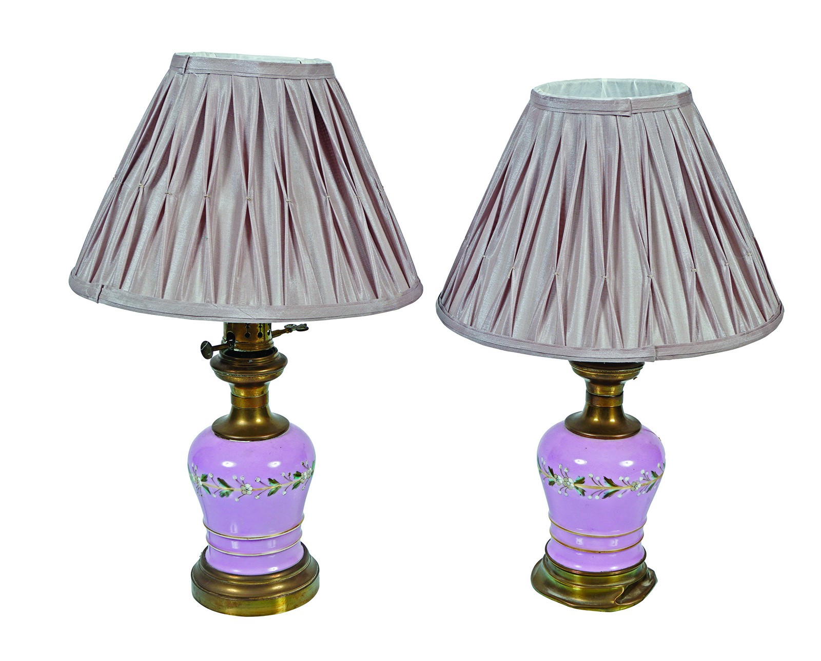 PAIR OF PORCELAIN AND BRASS TABLE LAMPS