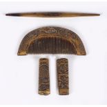 JAPANESE GILT LACQUERED COMB AND HAIR PIN