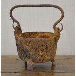 IRISH VERNACULAR CAST IRON GLUE POT