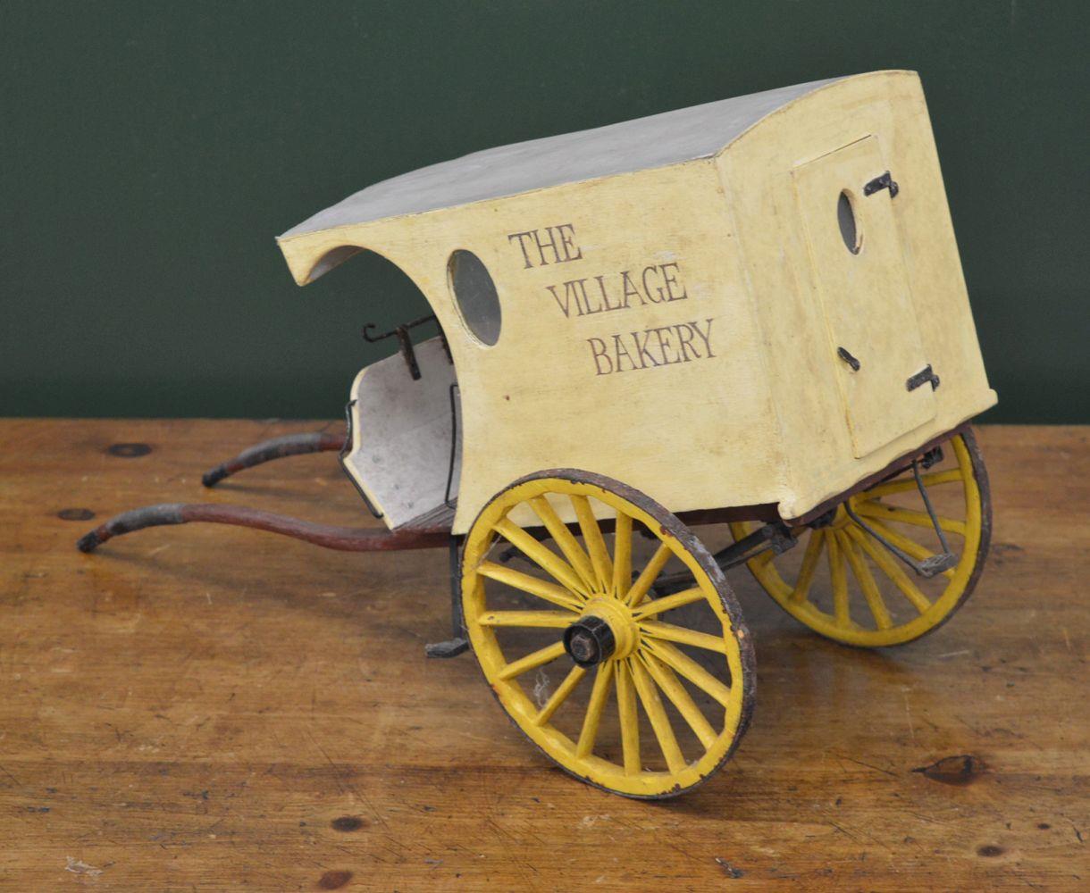 SCALE MODEL OF A HORSE-DRAWN CART - Image 3 of 3