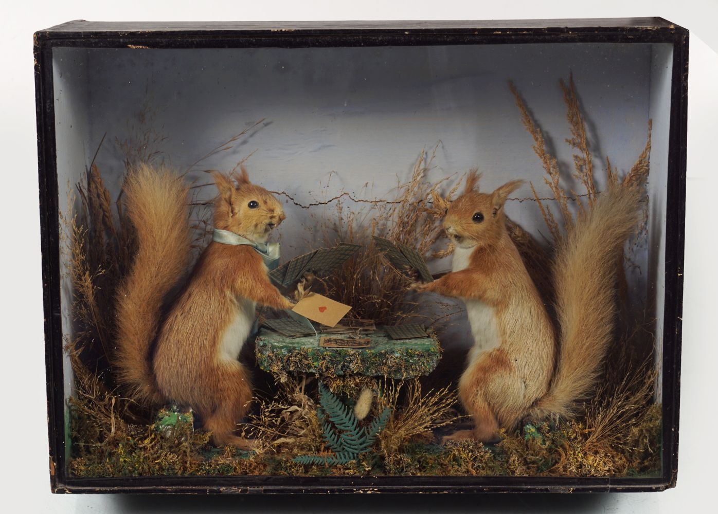 TAXIDERMY: 2 SQUIRRELS PLAYING CARDS