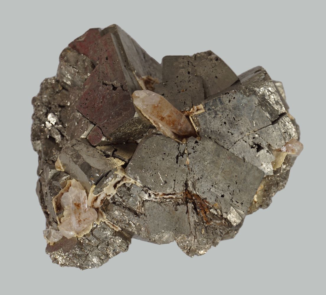 PYRITE CUBIC FORMATION - Image 2 of 3