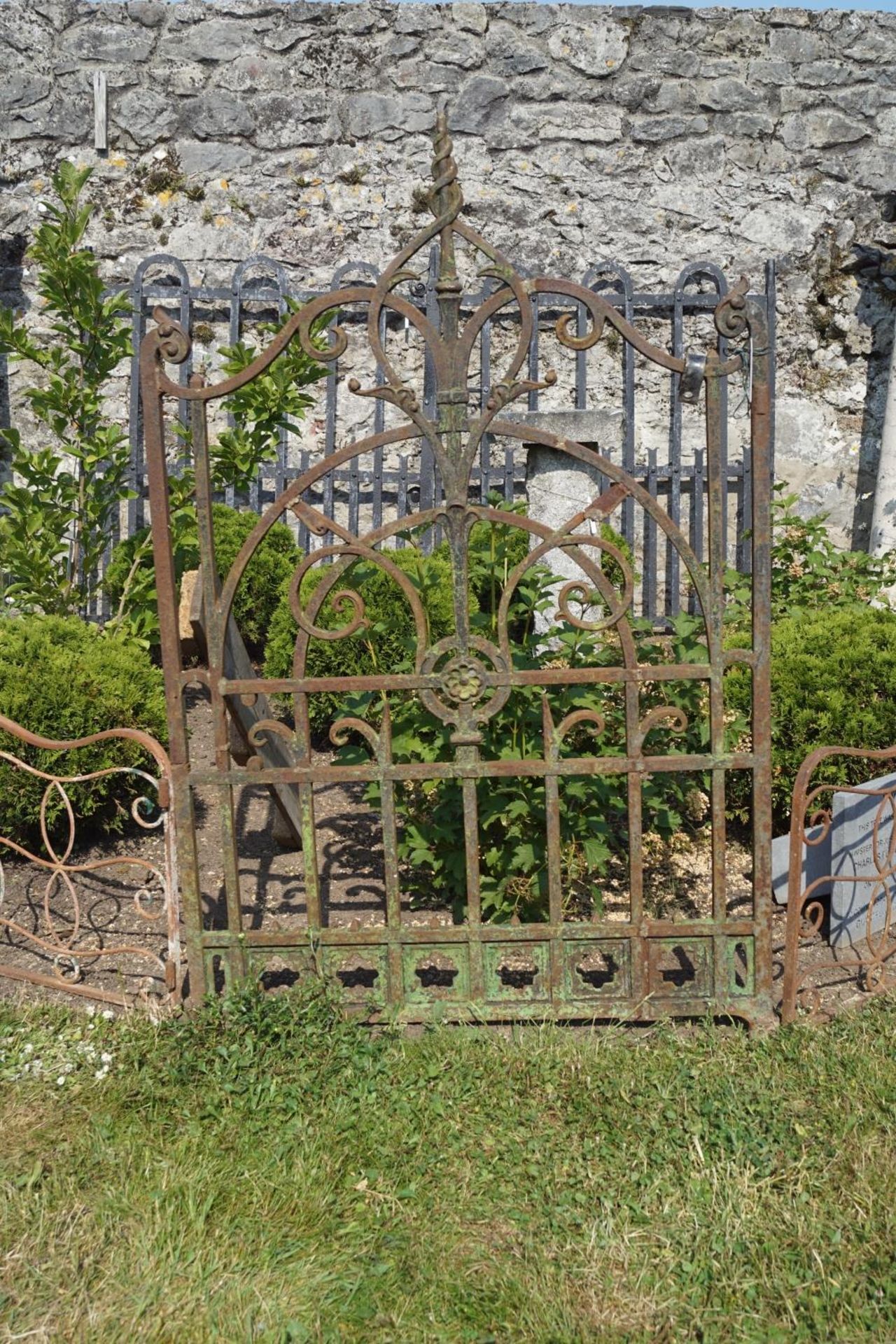 19TH-CENTURY CAST IRON GARDEN GATE