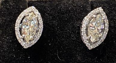 18 CT. WHITE GOLD DIAMOND STUD EARRINGS