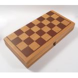 32 PIECE CHESS SET