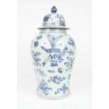 LARGE CHINESE BLUE AND WHITE JAR