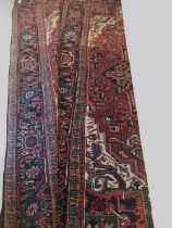 SEMI ANTIQUE HERIZ CARPET