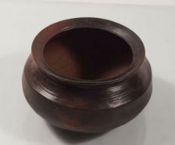 EARLY 20TH-CENTURY AFRICAN TRIBAL TERRACOTTA POT