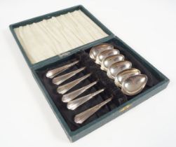 SET OF 6 SILVER TEASPOONS