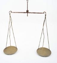 18TH-CENTURY PRECIOUS METAL WEIGHING SCALES