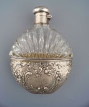 19TH-CENTURY GENTLEMAN'S SILVER & CUT GLASS FLASK
