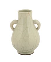 CHINESE QIANLONG CELADON CRACKLE GLAZED VASE