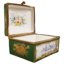 19TH-CENTURY FRENCH PORCELAIN JEWELLERY BOX