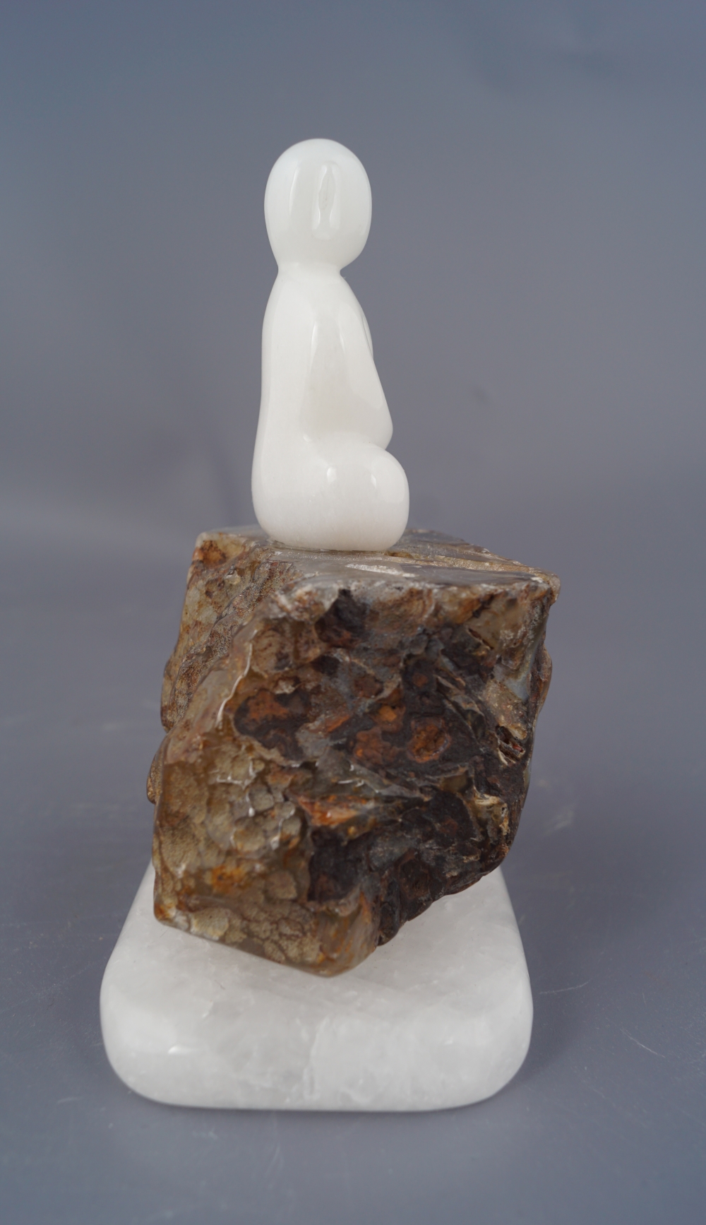 WHITE QUARTZ BUDDHA CARVING - Image 3 of 3