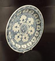 CHINESE QING BLUE AND WHITE DISH