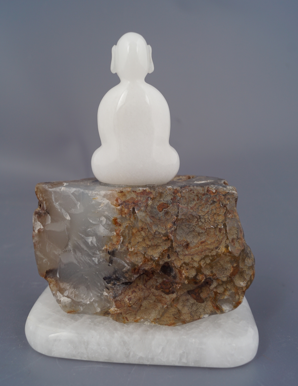 WHITE QUARTZ BUDDHA CARVING - Image 2 of 3