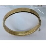 ARMREIF 333/000 Gelbgold. D. 5,5x6cm,