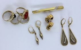 LOT VON 8 TEILEN GOLDSCHMUCK 333/000