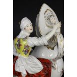 FRAU MIT KANNE Meissen 1860 -