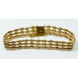 A 15 carat gold fancy link bracelet, 30g