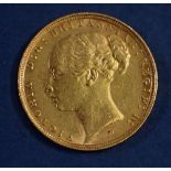 A gold sovereign Victorian 1886 Young Head, Melbourne Mint - Condition: VF