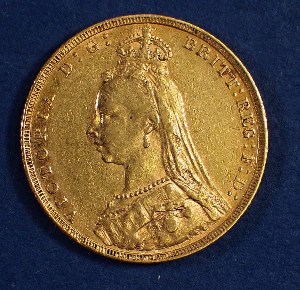 A gold sovereign Victorian 1888 Jubilee Bust, London Mint - Condition: Fine