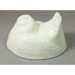 A Greens chicken form china jelly mould