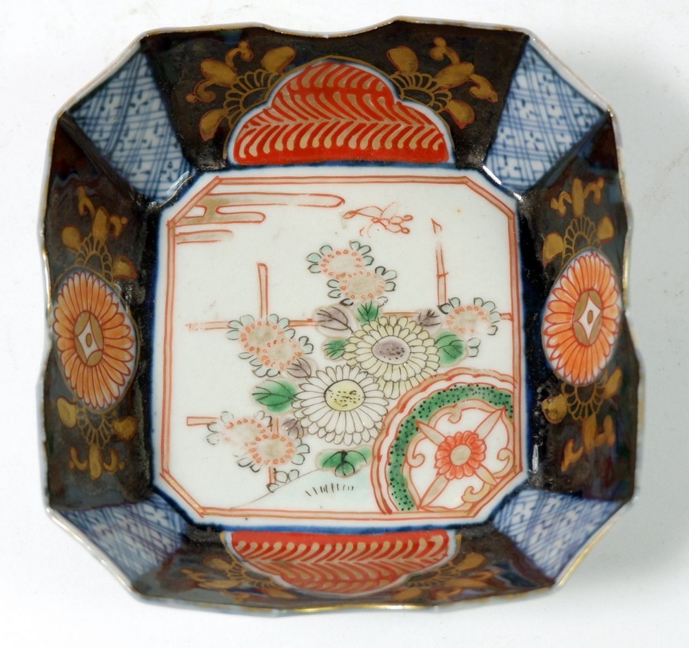 A Japanese Imari square dish painted flowers, 12cm square