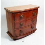 A Victorian mahogany apprentice piece chest of three drawers 22 x 16 x 29cm tall