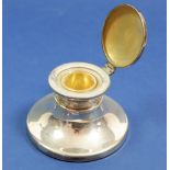 A silver capstan inkwell 9.5cm diameter, Birmingham 1990