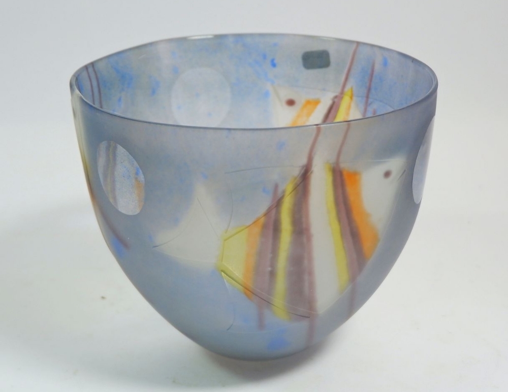 A studio glass Fish bowl by Pauline Solven, signed 1989, 12.5cm diameter