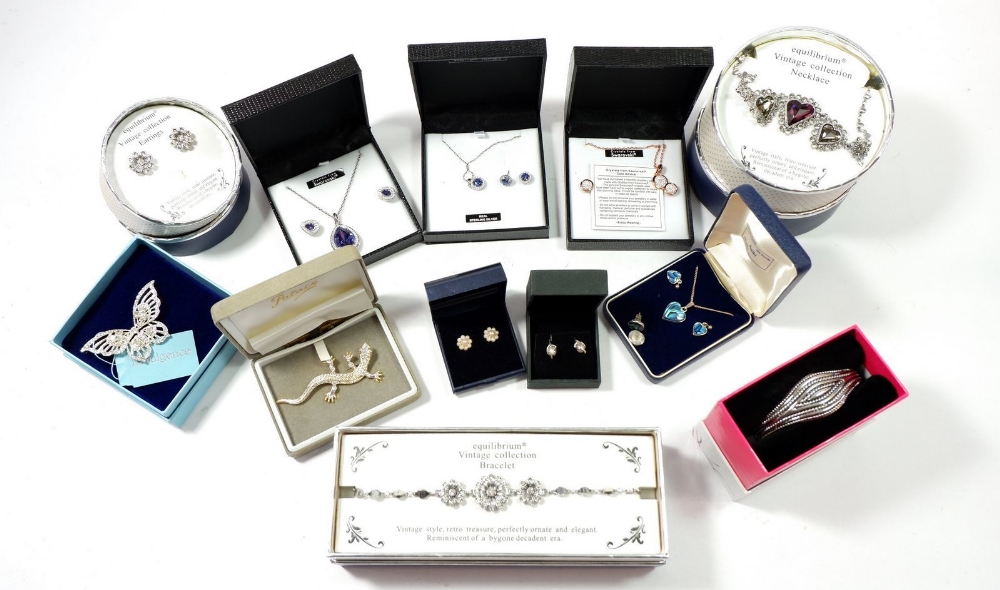 A quantity of boxed costume jewellery