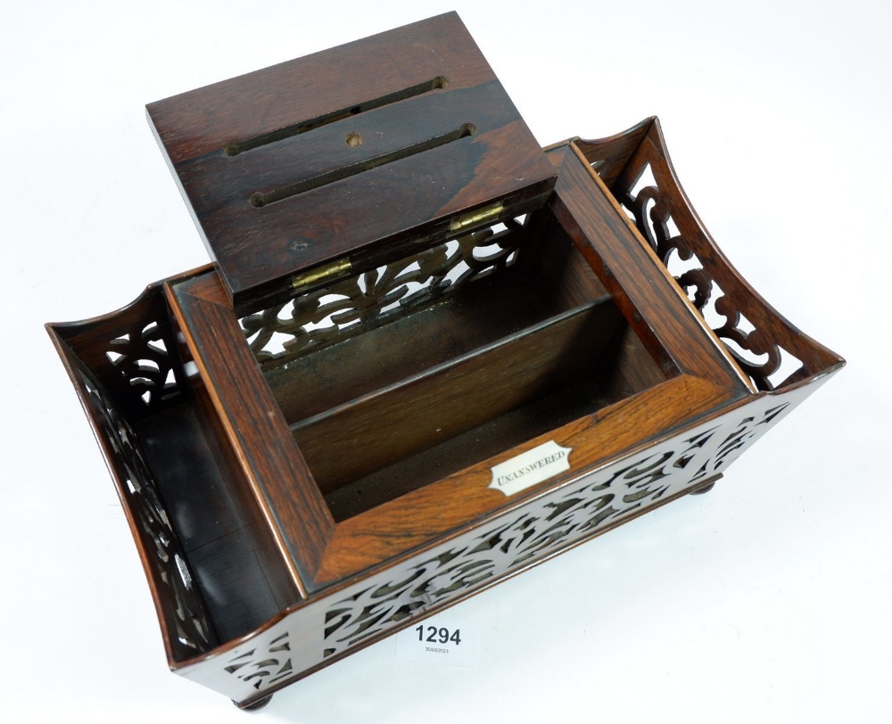 A fine Victorian rosewood and mother of pearl correspondence box with compartments for letters ' - Image 3 of 4