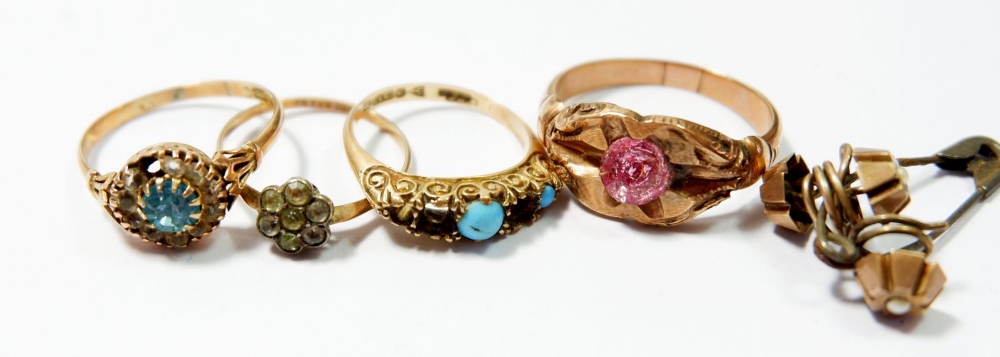 Two 9 carat gold rings 4.7g, a/f and two other rings plus three yellow metal spiral studs