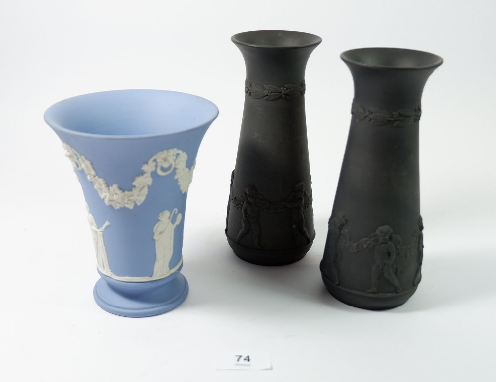 A pair of Wedgwood black Basalt vases, 19cm and a blue Jasperware vase