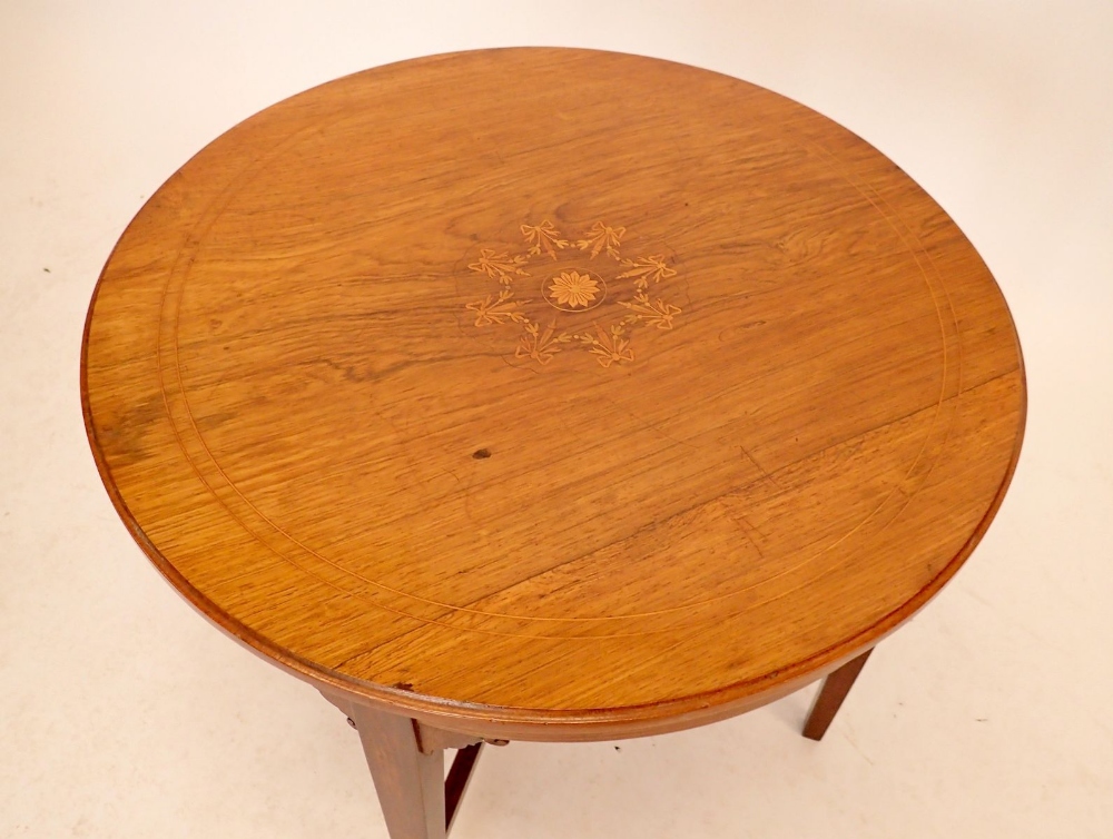 An Edwardian inlaid walnut circular occasional or coffee table, 60cm diameter - Image 2 of 2