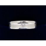 A platinum ring set diamond, 6.6g, size P