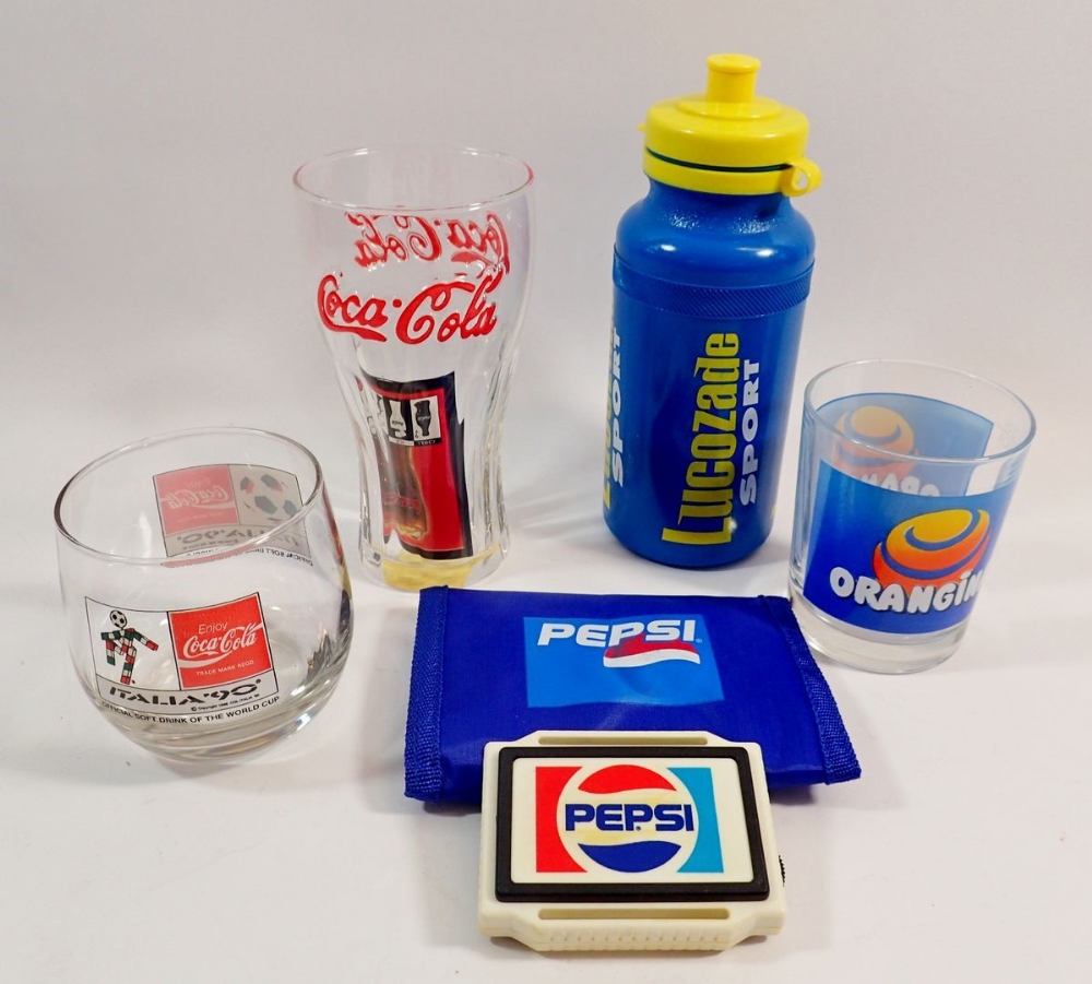 A box of advertising and promotional items relating to soft drinks inc Coca Cola, Pepsi etc - Image 2 of 3