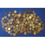 A quantity of farthings and brass threepence approx 0.9 kilo's Edward VII through Elizabeth II -