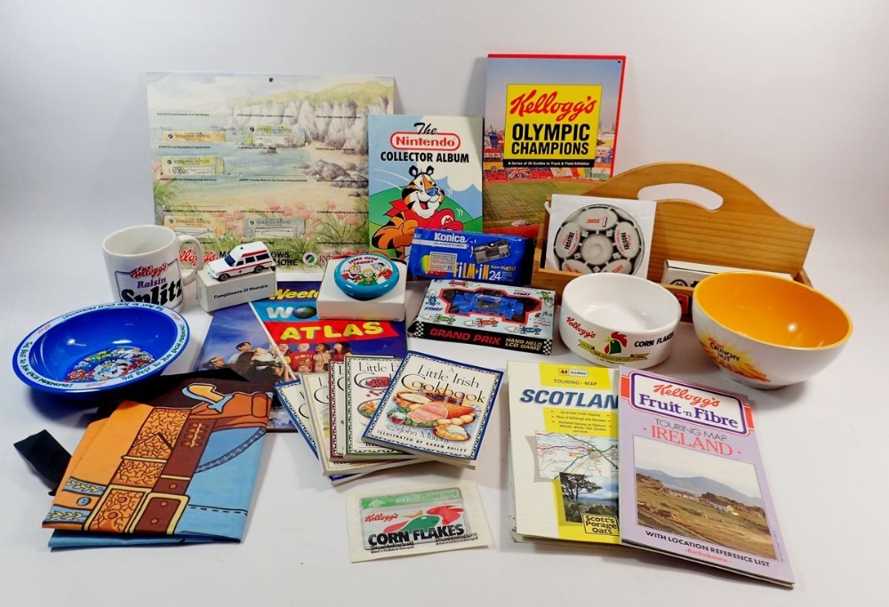 A box of advertising and promotional items relating to breakfast cereals such as Kellogs etc - Image 2 of 3