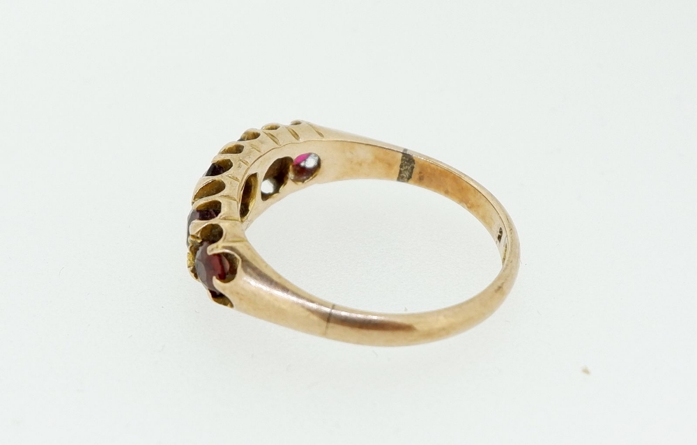 A Victorian 9 carat gold five stone garnet ring, size L - Image 3 of 5