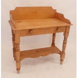 An Edwardian pine washstand with drawer, 88cm wide