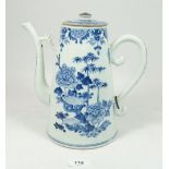 A Chinese Qianlong blue and white large coffee pot painted bamboo and peony decoration, 24cm