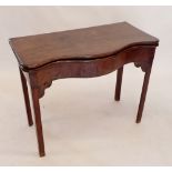 A Georgian mahogany fold top serpentine form card table, 92x72x47cm closed