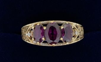 A 9 carat gold amethyst ring, size P, 3g